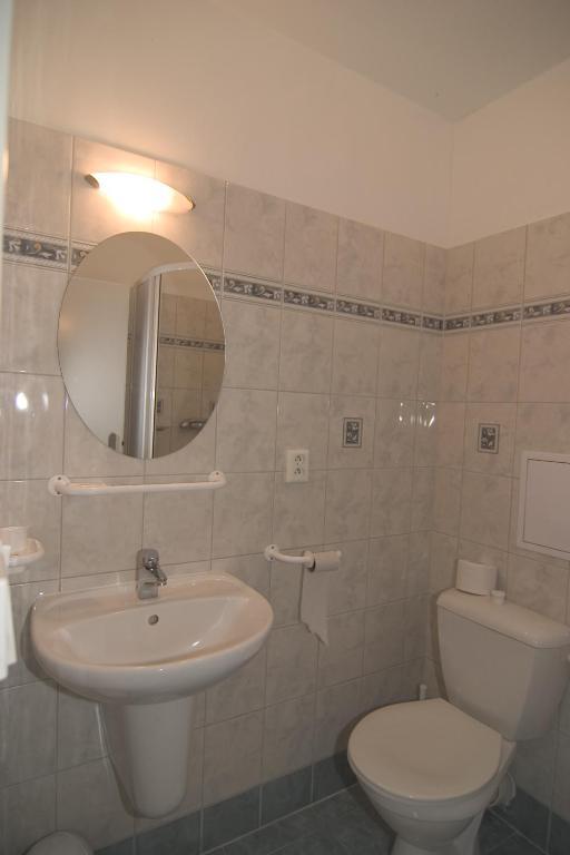 Pivovarsky Dvur Zvikov Zvíkovské Podhradí Camera foto